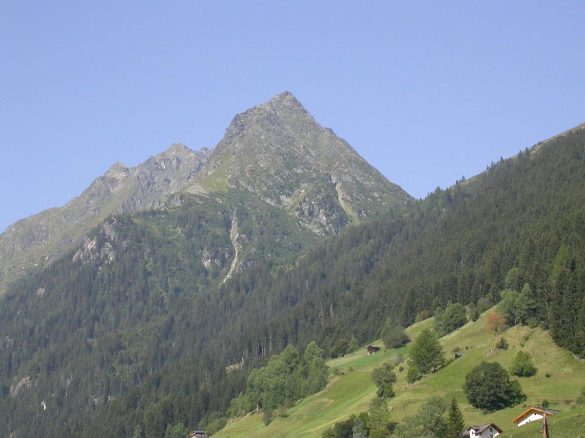 Apart Zangerle คัพเพิล ภายนอก รูปภาพ