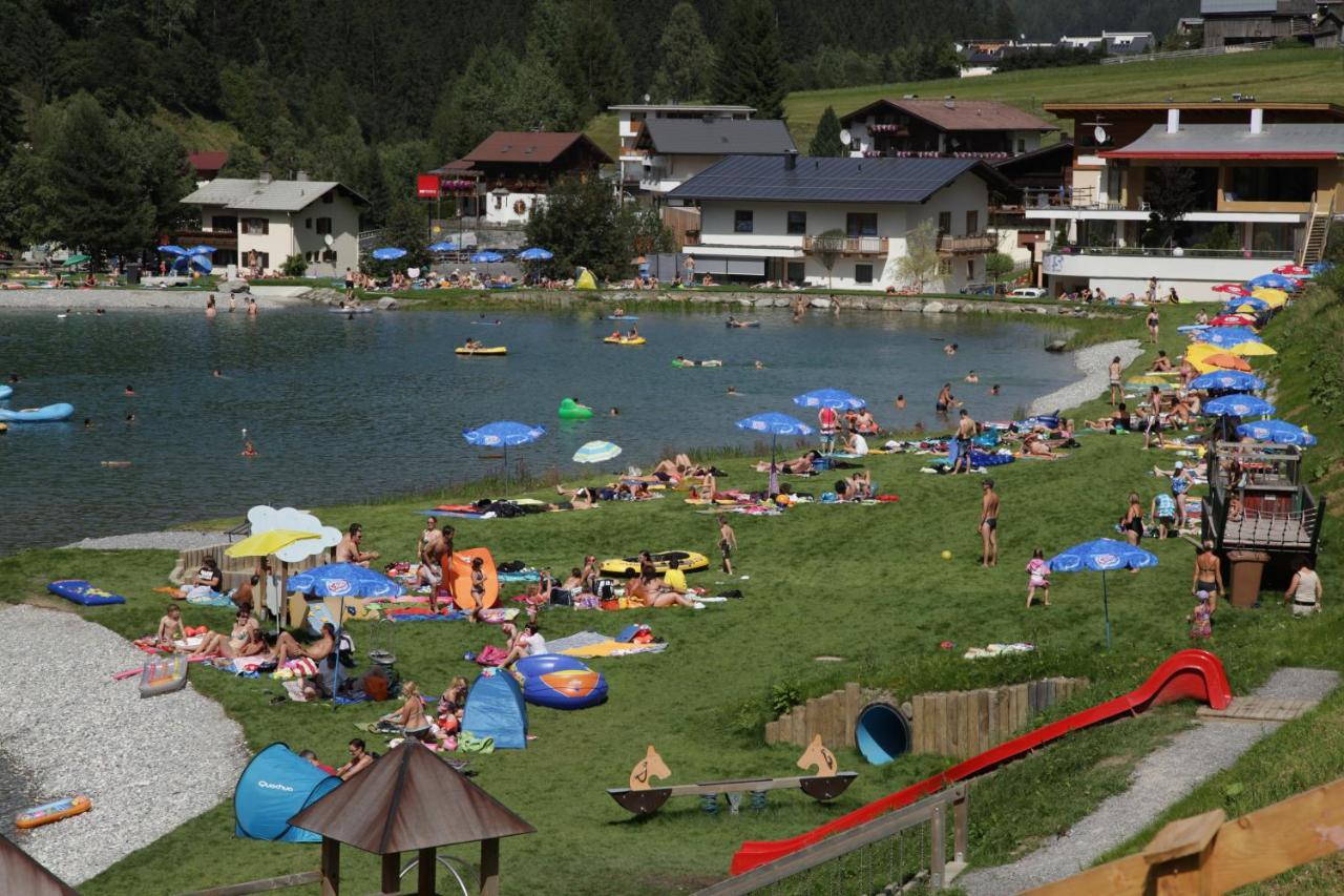 Apart Zangerle คัพเพิล ภายนอก รูปภาพ